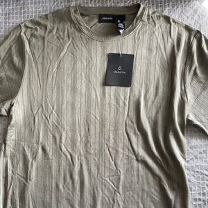Claiborne T-shirt size L NEW  mix of cotton and silk